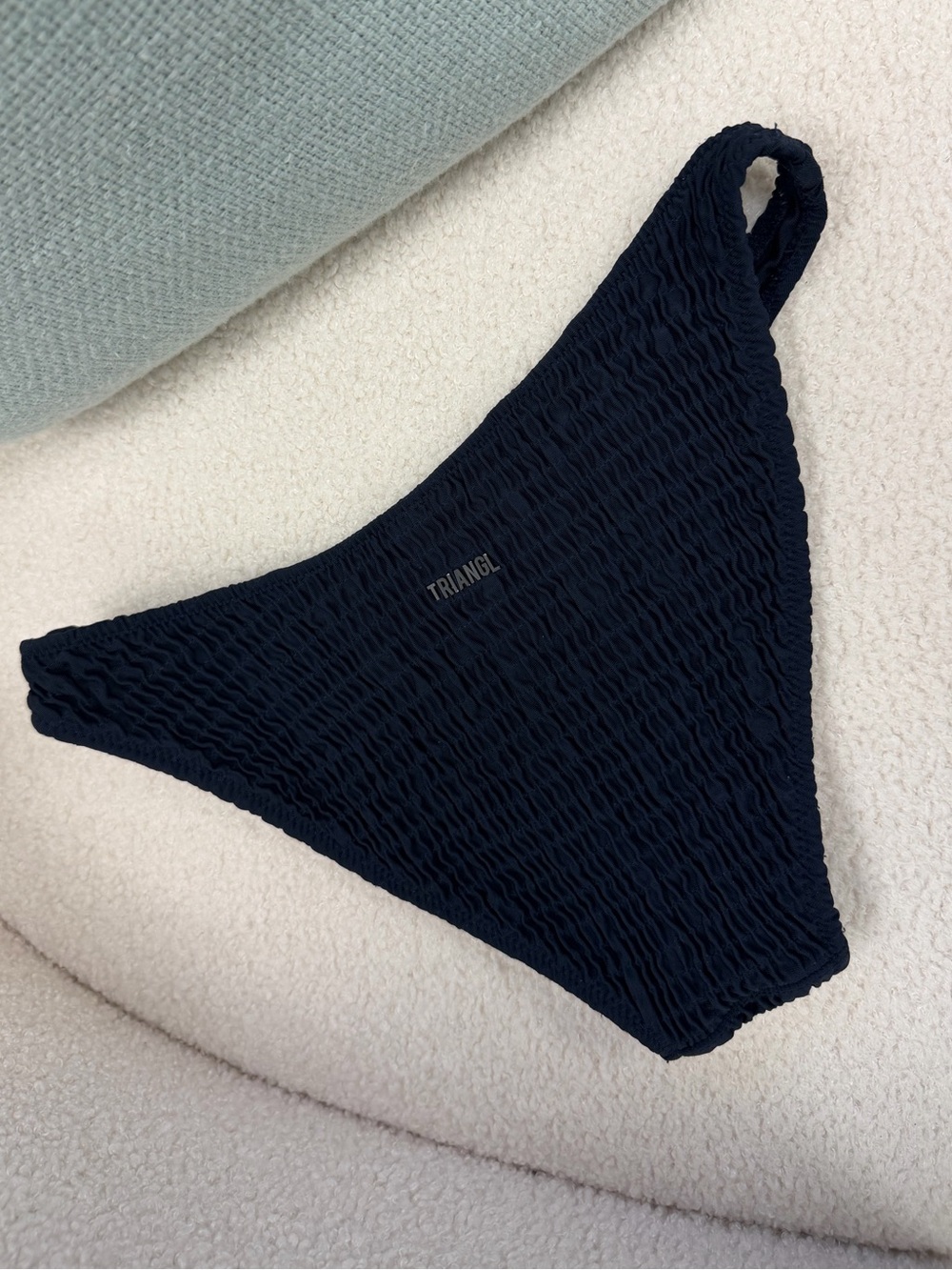 Triangl Crinkle Bikini Bottom Sz XS EUC in Navy Beach Pool Vacation Swim‎ Resort - Picture 9 of 9